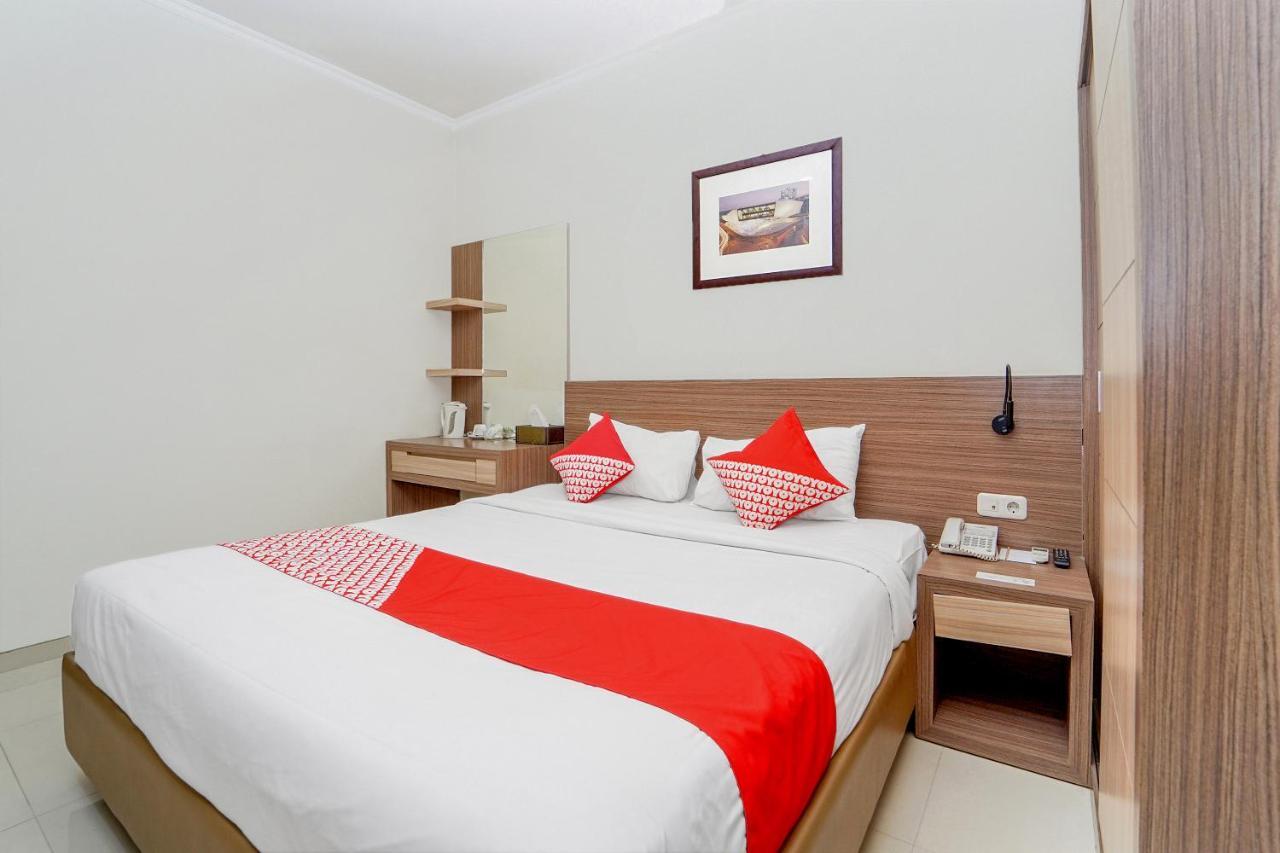 Maumu Hotel & Lounge Surabaya Eksteriør bilde