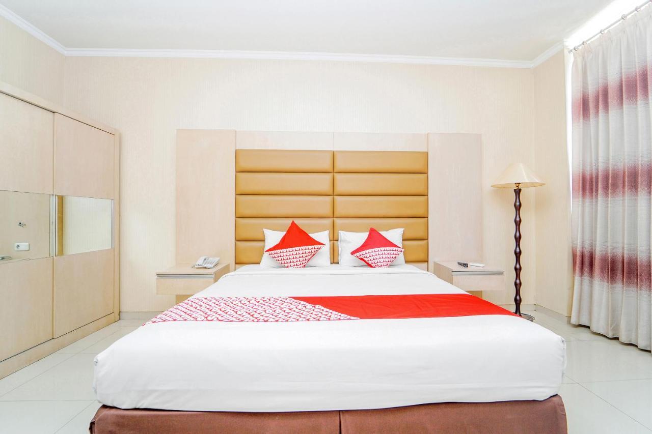 Maumu Hotel & Lounge Surabaya Eksteriør bilde